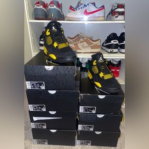 Jordan 4 Retro Yellow Thunder